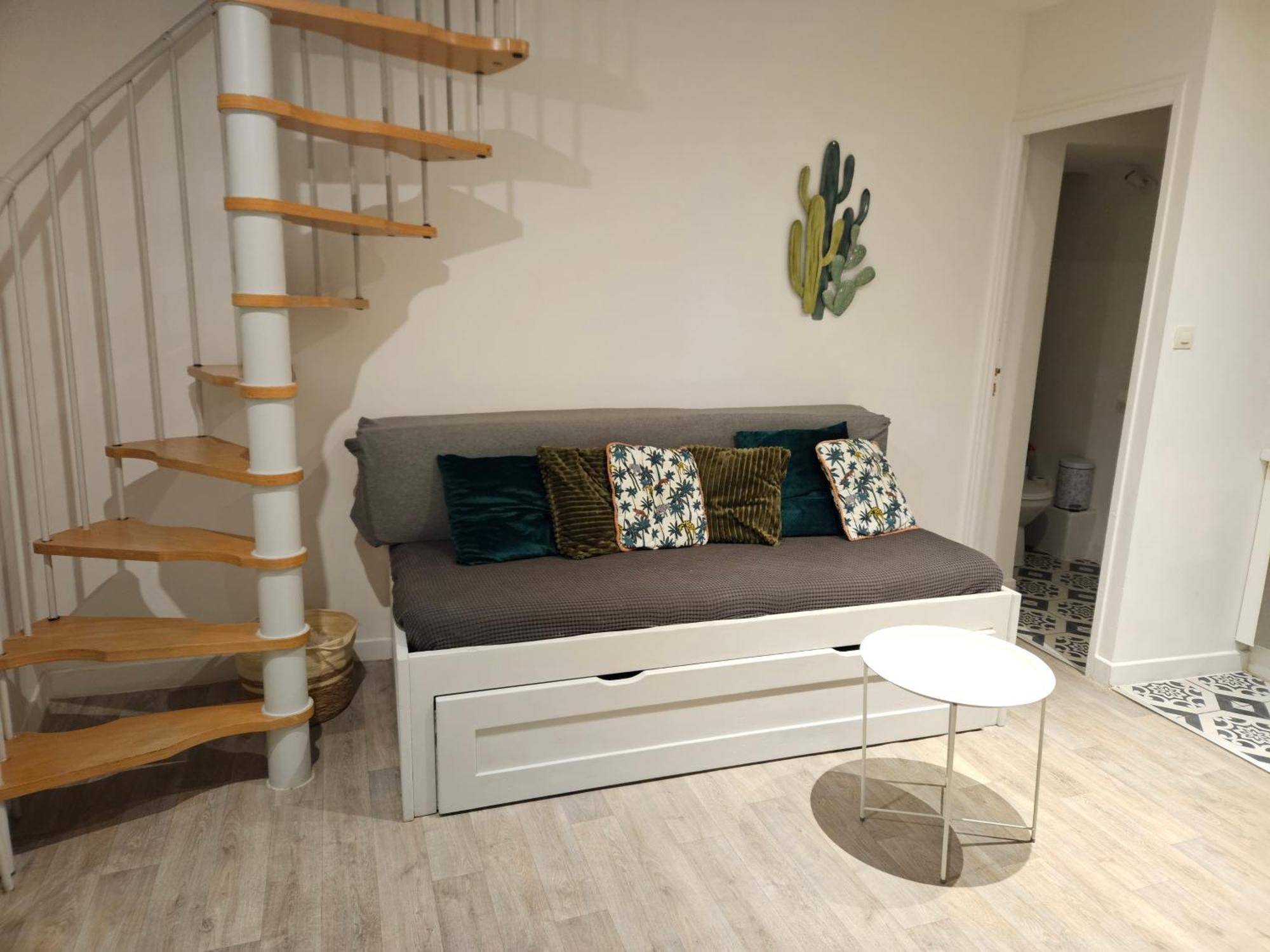 Maison De Village Meublee Avec Terrasse Donzere Экстерьер фото